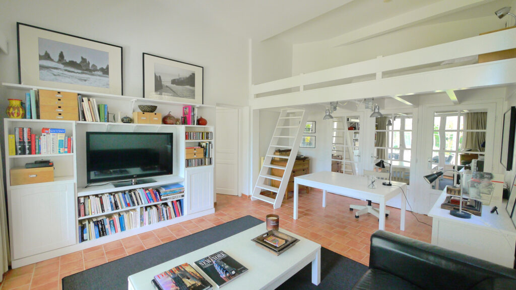 EXCLUSIVITE. CAP DE NICE – 3 pièces – 1 chambre – 2  – 77 m²
