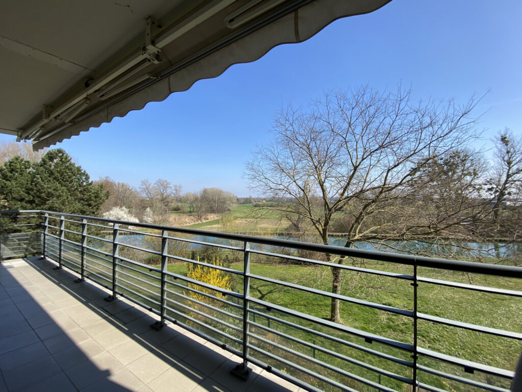 Lumineux 4/5p avec terrasse et garage – 5 pièces – 3 chambres – 107 m²