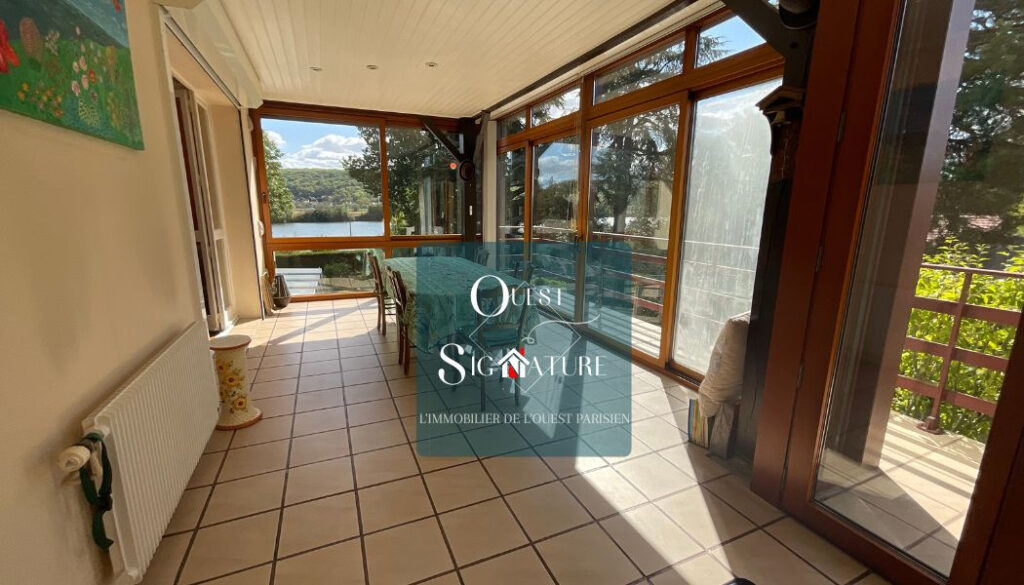 ISSOU- Maison F6 avec piscine – Bord de Seine – 6 pièces – 4 chambres – NR  – 136 m²