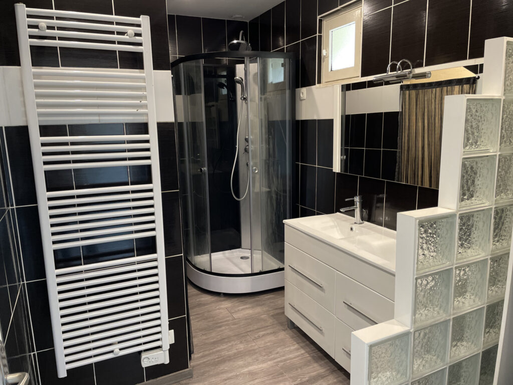 Maison 5 pièces – 124m2 – Sainte Colombe – 5 pièces – 4 chambres – 4  – 124.94 m²