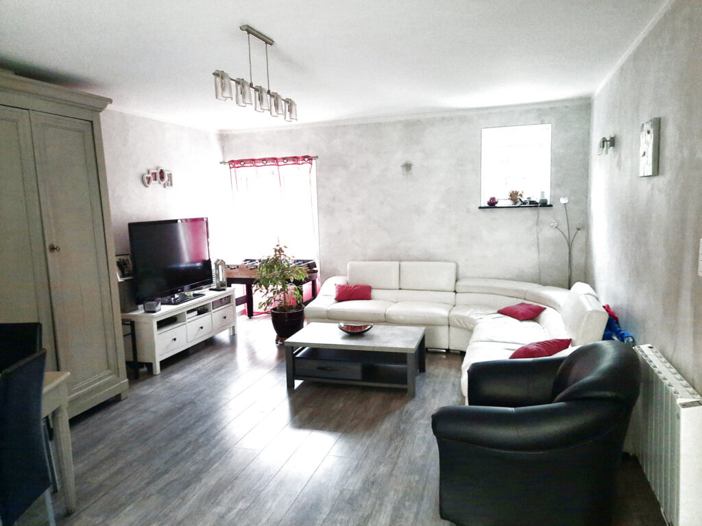 Maison 5 pièces – 124m2 – Sainte Colombe – 5 pièces – 4 chambres – 4  – 124.94 m²