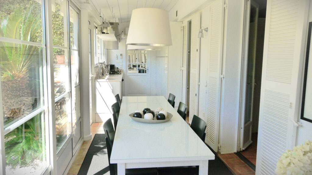 EXCLUSIVITE. CAP DE NICE – 3 pièces – 1 chambre – 2  – 77 m²