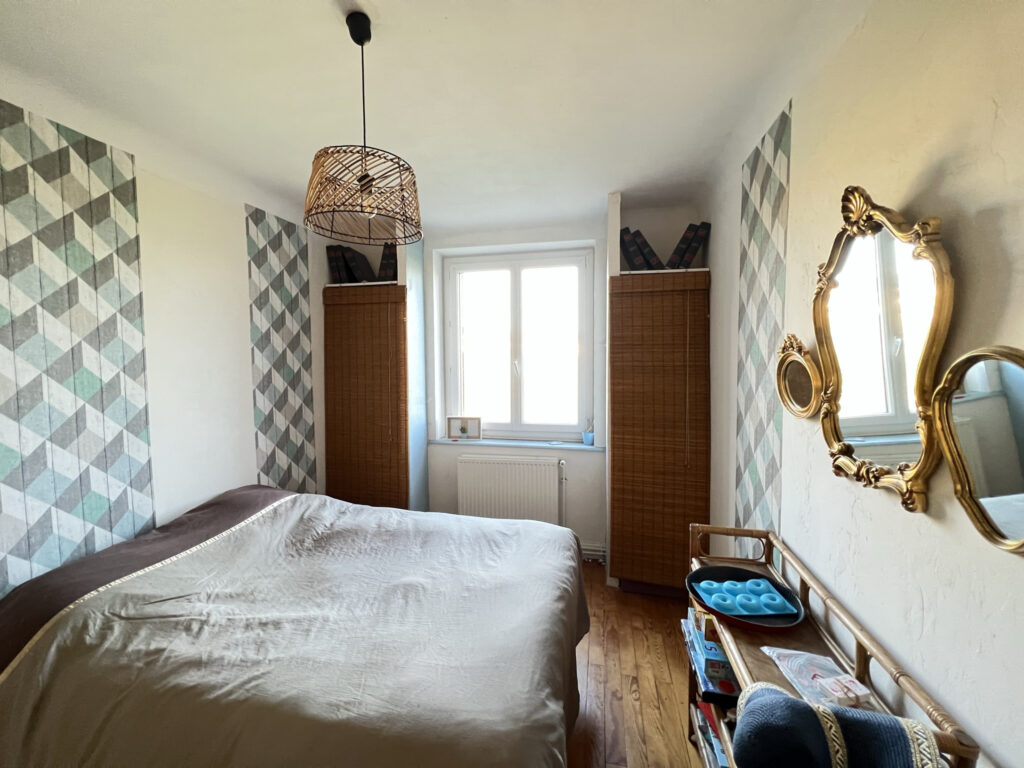 Appartement avec terrasse et terrain – 3 pièces – 2 chambres – 4  – 73 m²