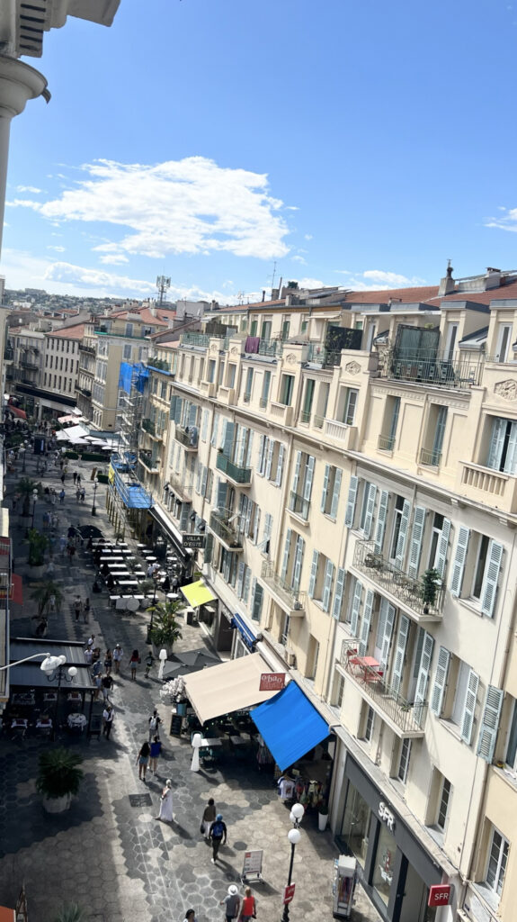 Carré d’Or – 3 Pièces de 68 m2 – 3 pièces – 2 chambres – 4  – 68.17 m²