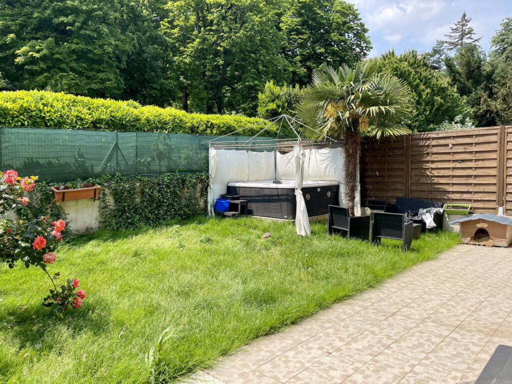 Maison 5 pièces – 124m2 – Sainte Colombe – 5 pièces – 4 chambres – 4  – 124.94 m²