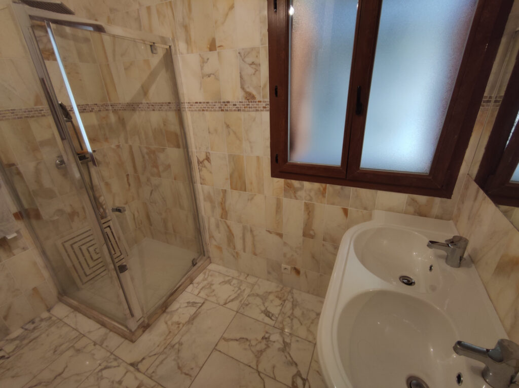 Vadeblore St Dalmas – Grange entièrement rénovée – 4 pièces – 3 chambres – NR  – 133 m²