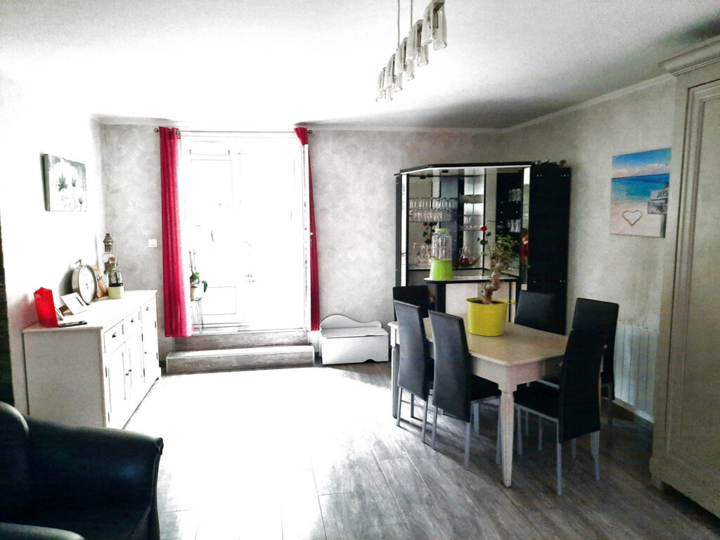 Maison 5 pièces – 124m2 – Sainte Colombe – 5 pièces – 4 chambres – 4  – 124.94 m²