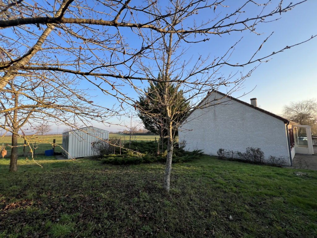 PAVILLON AVEC 3 CHAMBRES PROCHE DE TOUTES COMMODITES  – 4 pièces – 3 chambres – 4  – 88.1 m²