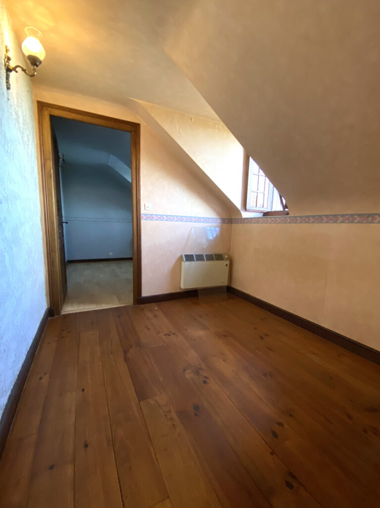 Secteur Sud Béarn – 6 pièces – 4 chambres – 2  – 135 m²
