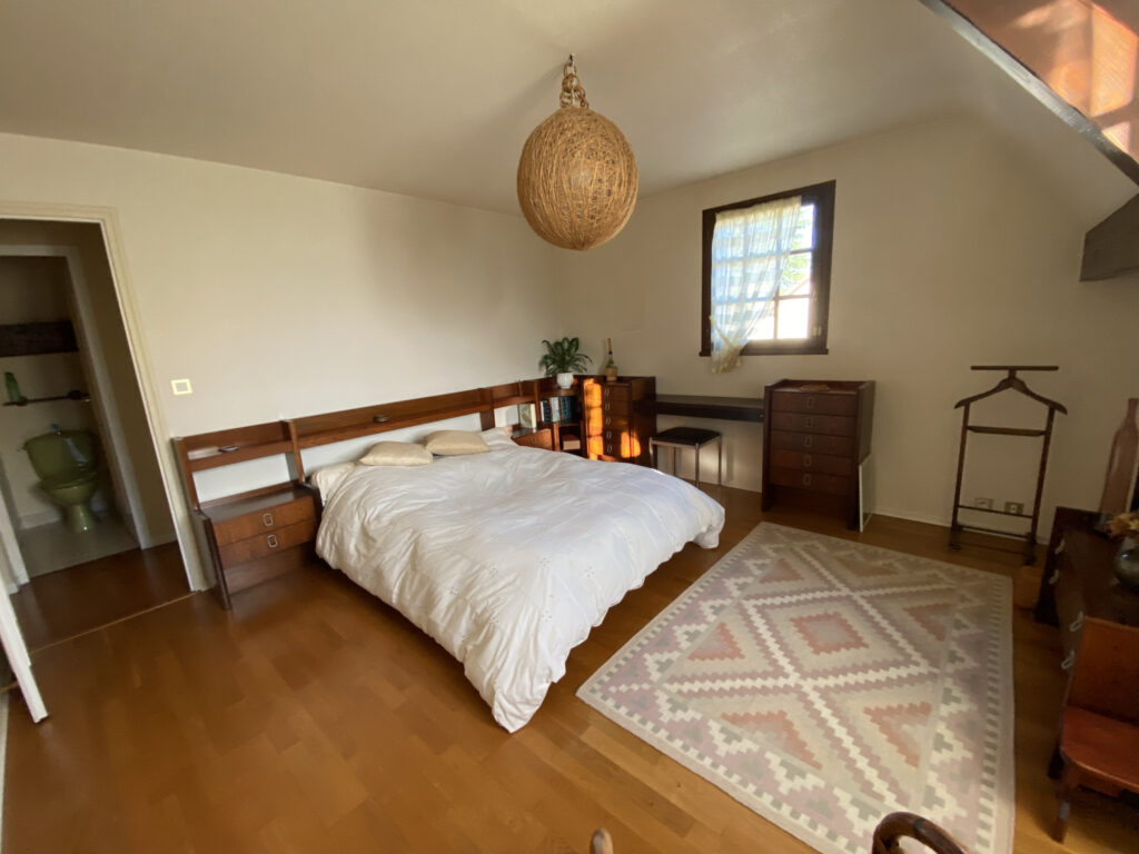 Maison 6 pièces Haut-d’Idron 185 m2 vue Pyrénées – 5 pièces – 4 chambres – 6  – 184.55 m²