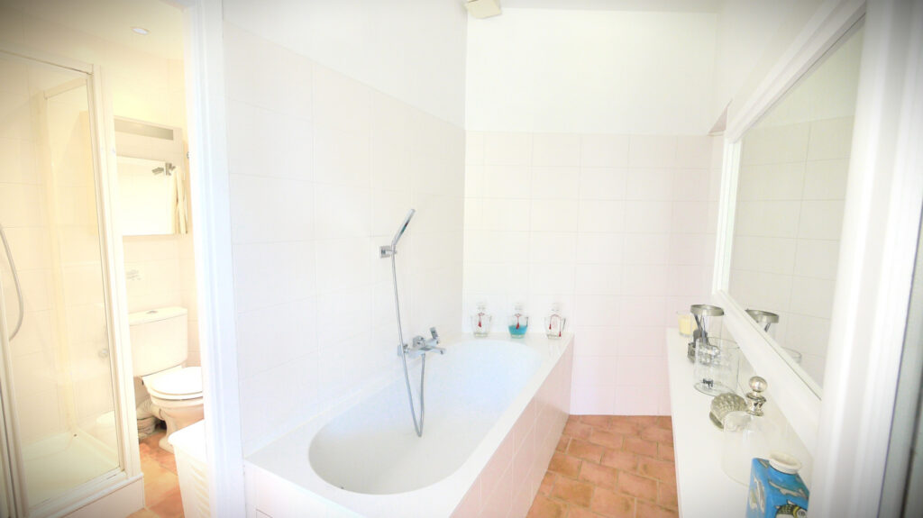EXCLUSIVITE. CAP DE NICE – 3 pièces – 1 chambre – 2  – 77 m²