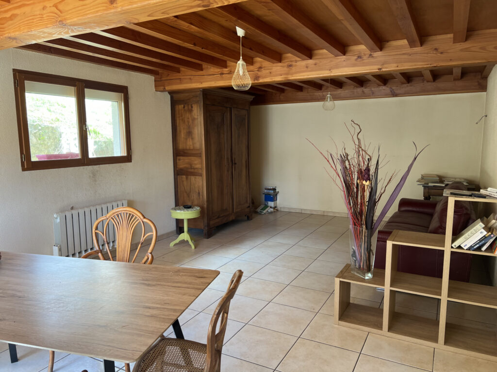 Maison en pierre avec dépendance et terrain – 5 pièces – 3 chambres – 4  – 105 m²