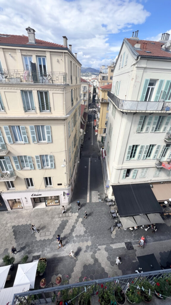 Carré d’Or – 3 Pièces de 68 m2 – 3 pièces – 2 chambres – 4  – 68.17 m²