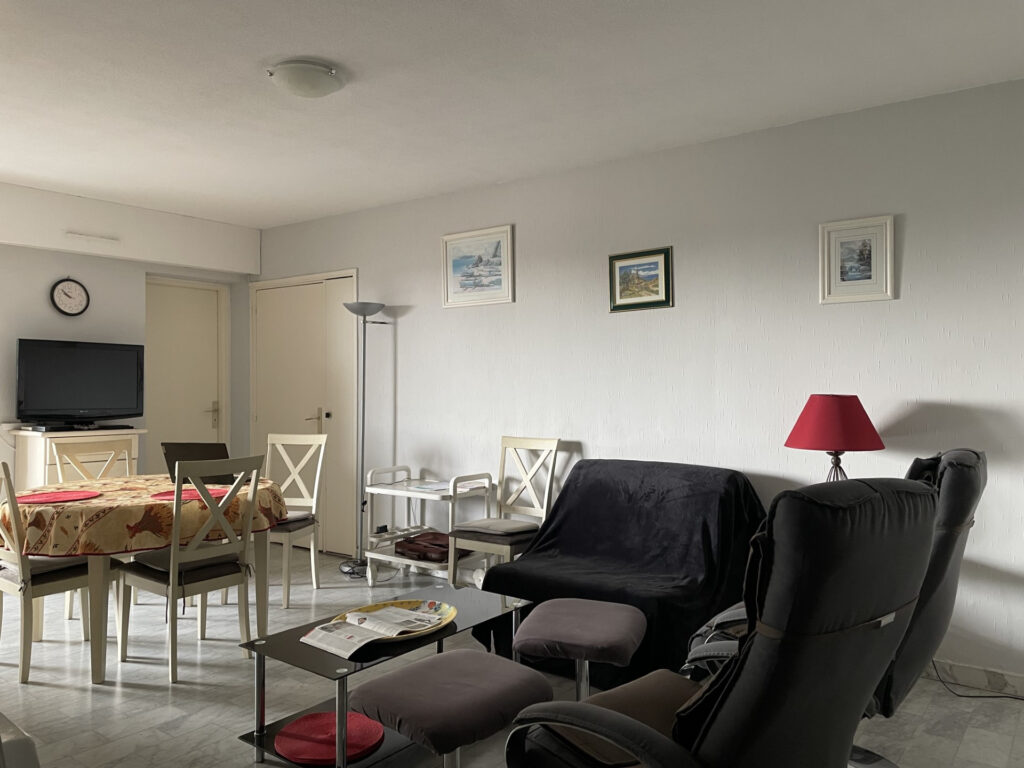 2 PIECES – L’ESTIVALIERE – CENTRE VILLE – 2 pièces – 2 chambres – 4 voyageurs – 55 m²