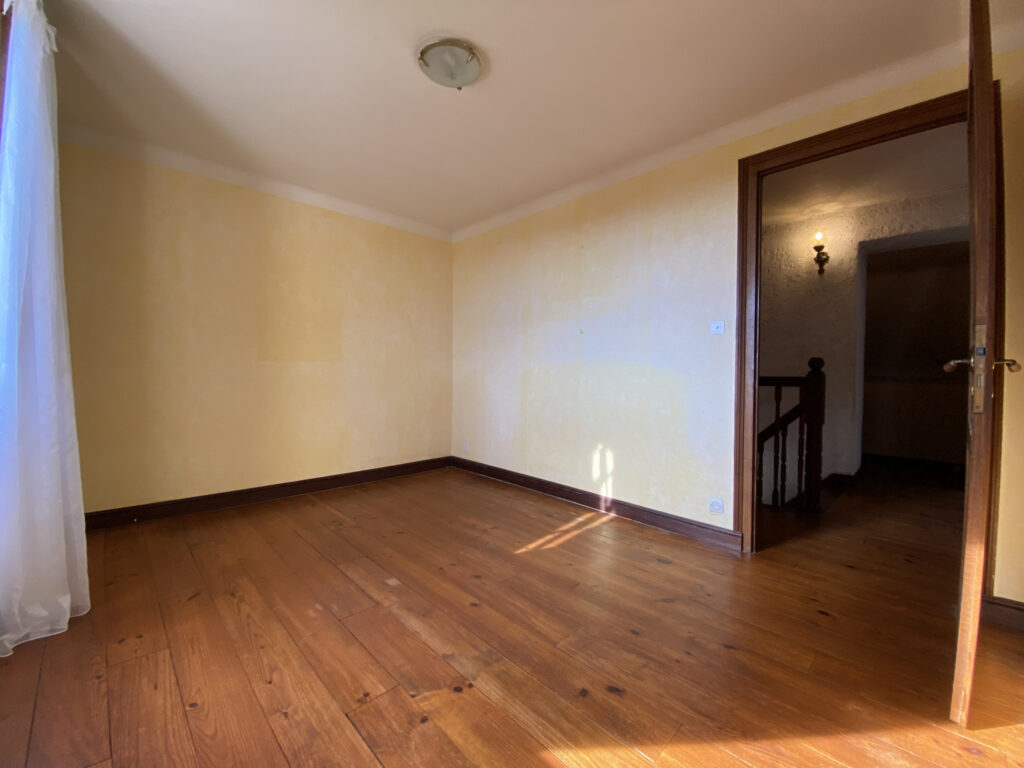 Secteur Sud Béarn – 6 pièces – 4 chambres – 2  – 135 m²