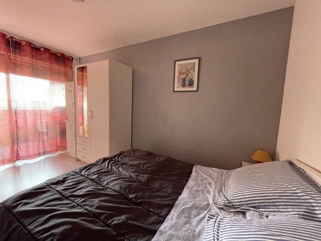 2 PIECES – L’ESTIVALIERE – CENTRE VILLE – 2 pièces – 2 chambres – 4 voyageurs – 55 m²