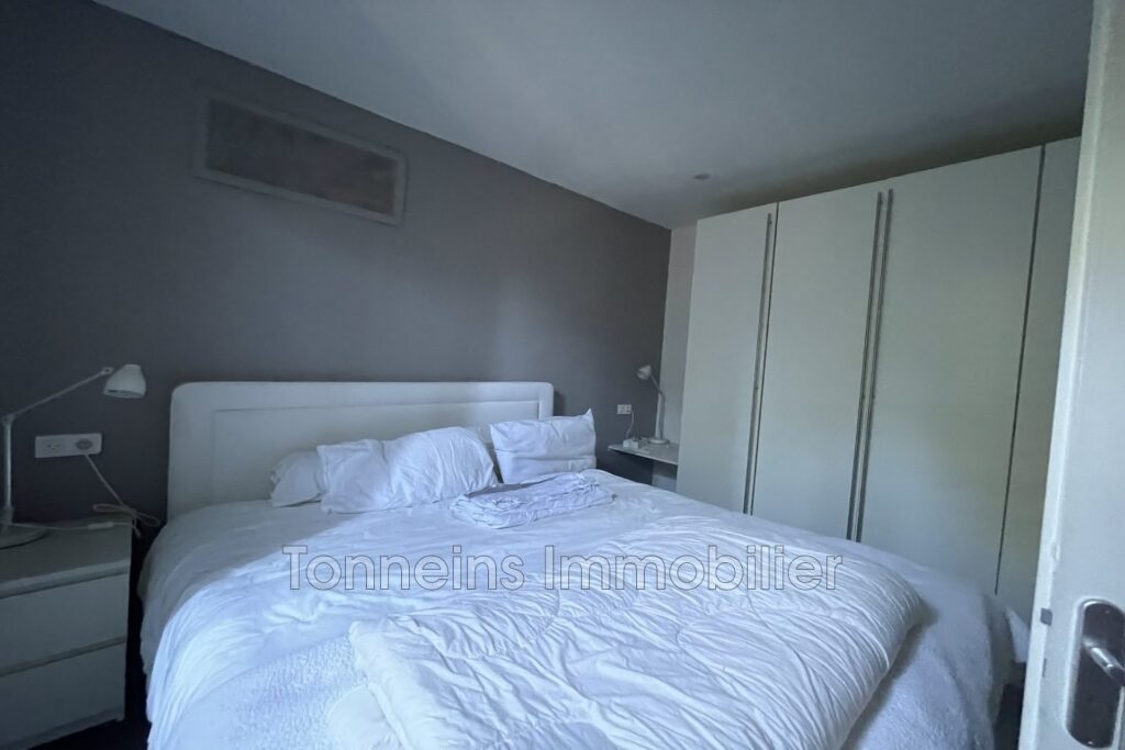 Lot Maison de maître et 2 maisons piscine – 8 pièces – 4 chambres – 4  – 176.73 m²