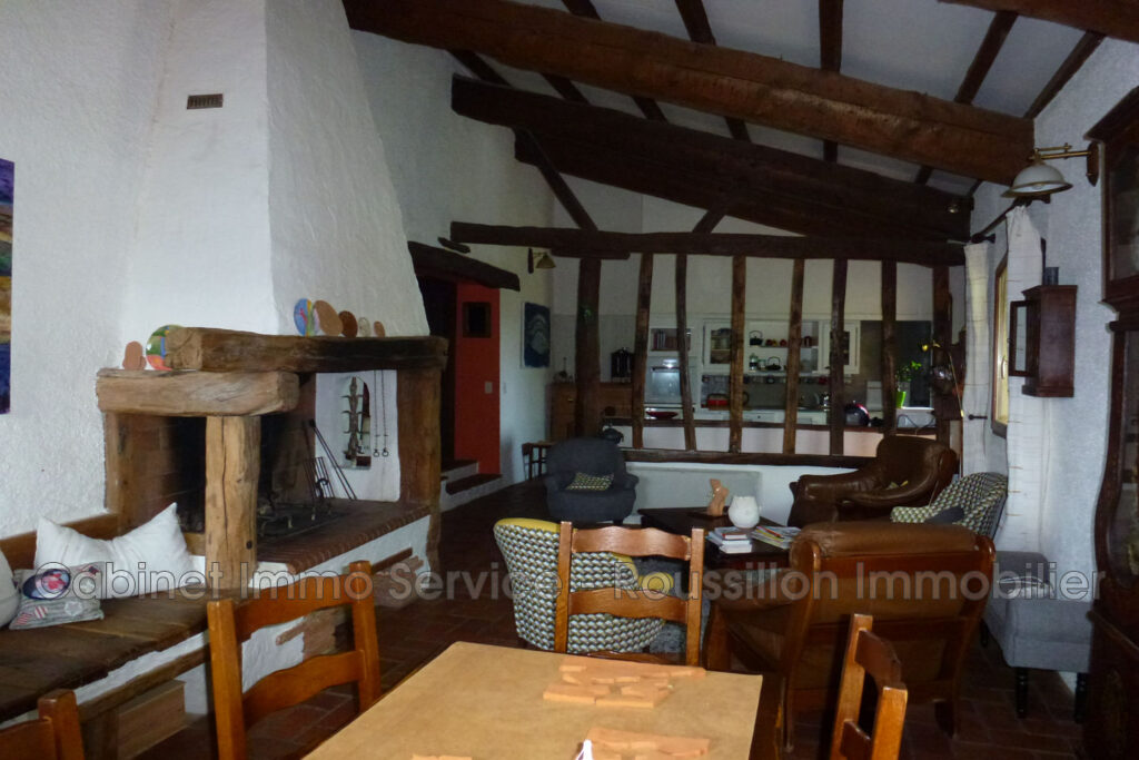 vente mas – NR pièces – 3 chambres – 4  – 456.00 m²