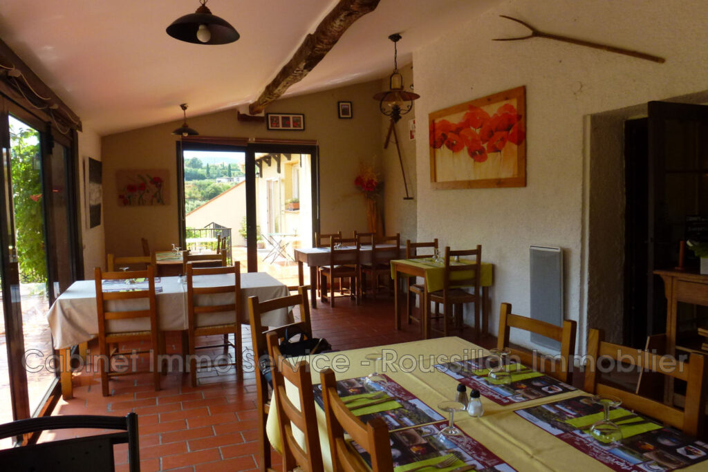 vente mas – NR pièces – 3 chambres – 4  – 456.00 m²