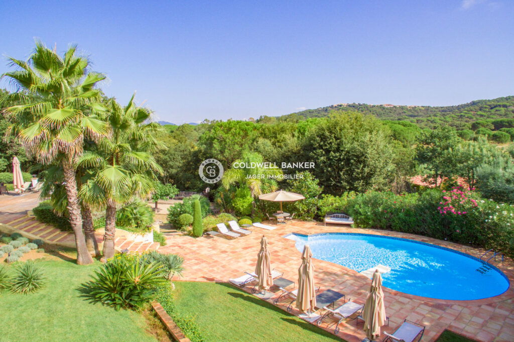 Charmante propriété dans un quartier verdoyant au calme – 6 pièces – 5 chambres – 250.00 m²