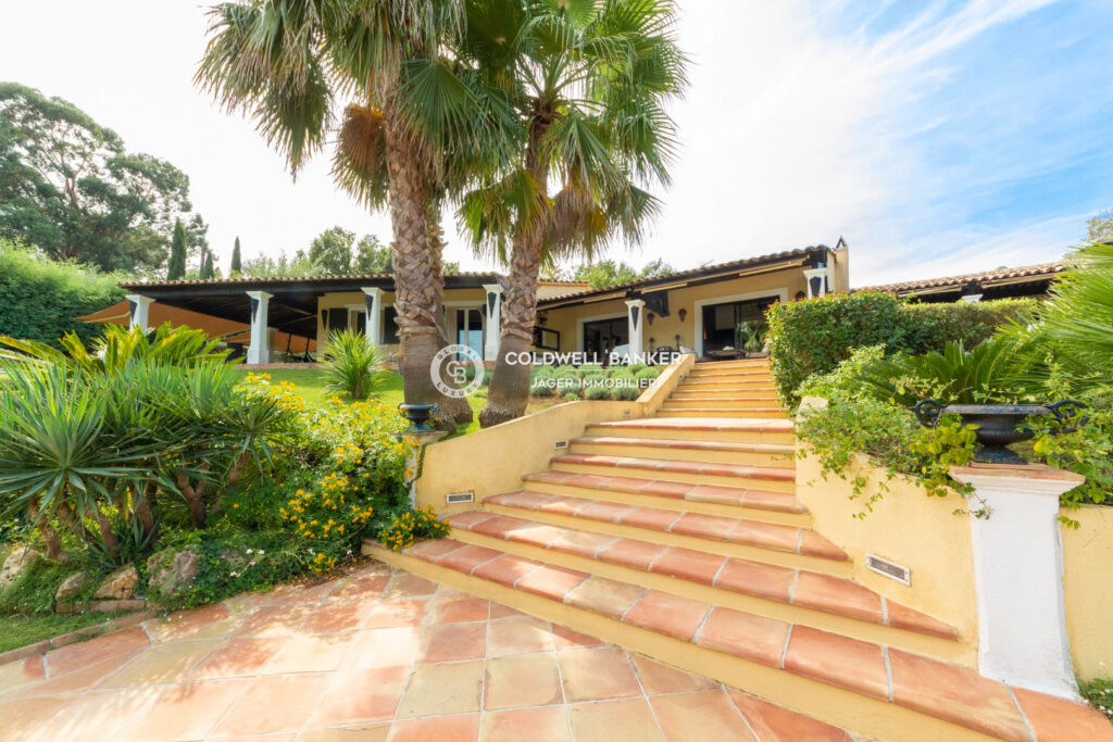 Charmante propriété dans un quartier verdoyant au calme – 6 pièces – 5 chambres – 250.00 m²