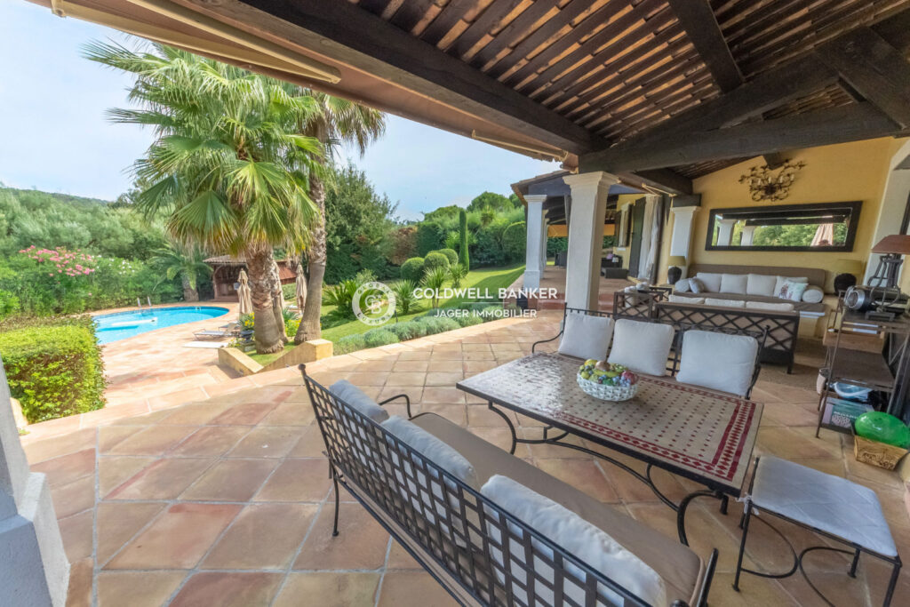 Charmante propriété dans un quartier verdoyant au calme – 6 pièces – 5 chambres – 250.00 m²