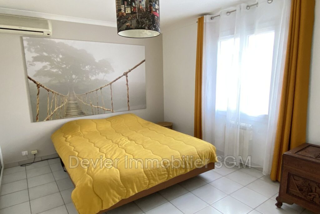 vente villa 4 Pièce(s) – 4 pièces – 3 chambres – 4  – 100.00 m²