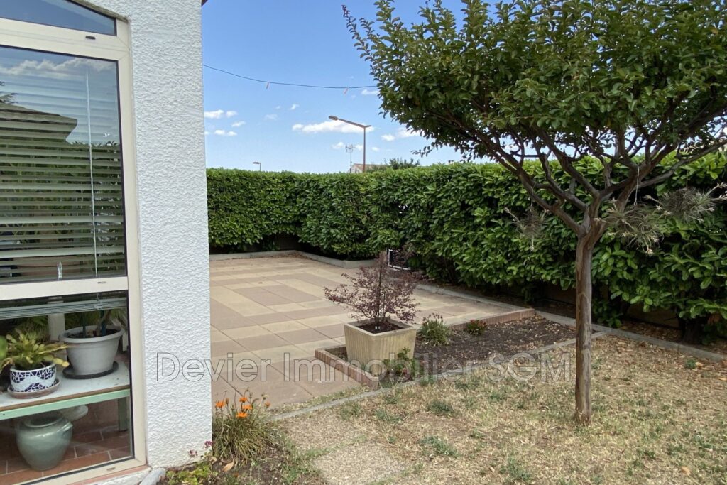 vente villa 4 Pièce(s) – 4 pièces – 3 chambres – 4  – 100.00 m²