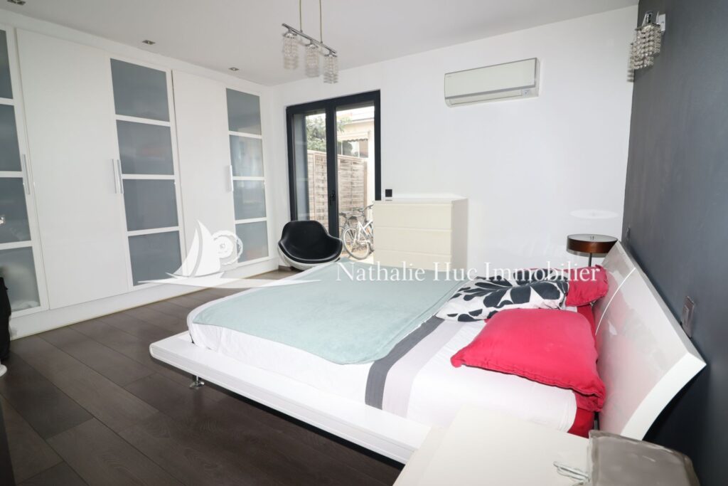 vente villa 5 Pièce(s) – 5 pièces – 3 chambres – 4  – 140.00 m²