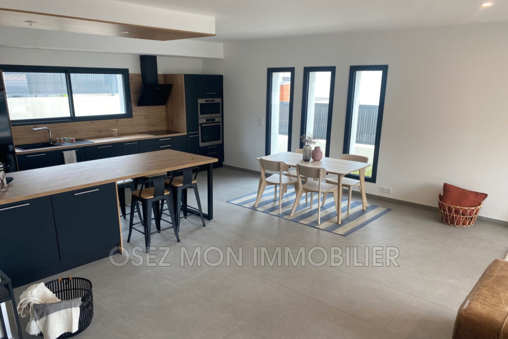 vente maison contemporaine 5 Pièce(s) – 5 pièces – 4 chambres – 4  – 118.00 m²