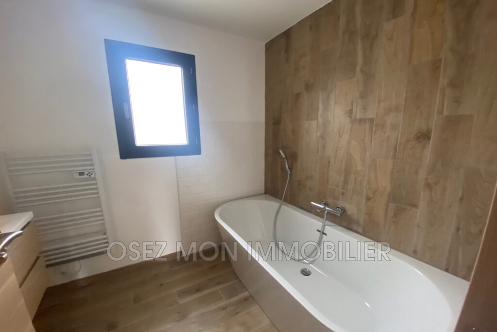 vente maison contemporaine 5 Pièce(s) – 5 pièces – 4 chambres – 4  – 118.00 m²