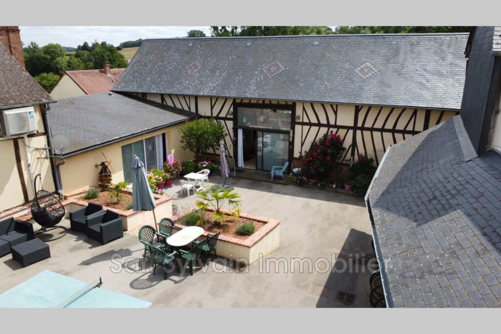 vente propriété 15 Pièce(s) – 15 pièces – 7 chambres – 4  – 424.50 m²