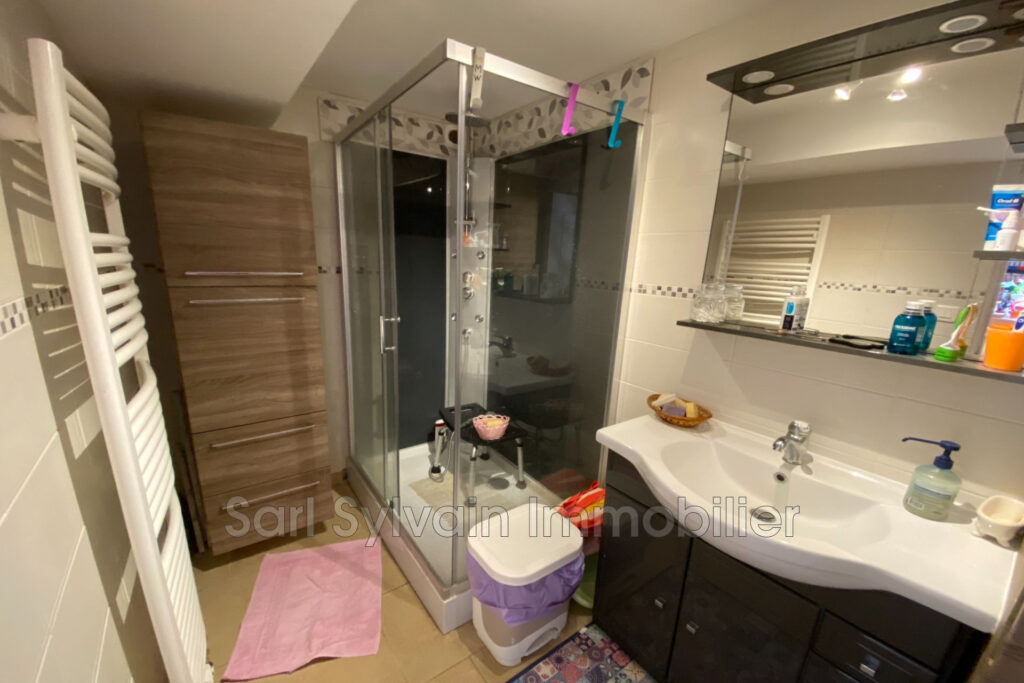 vente propriété 15 Pièce(s) – 15 pièces – 7 chambres – 4  – 424.50 m²