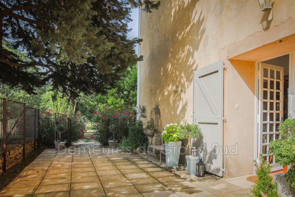 vente bastide 12 Pièce(s) – 12 pièces – 6 chambres – 4  – 345.00 m²