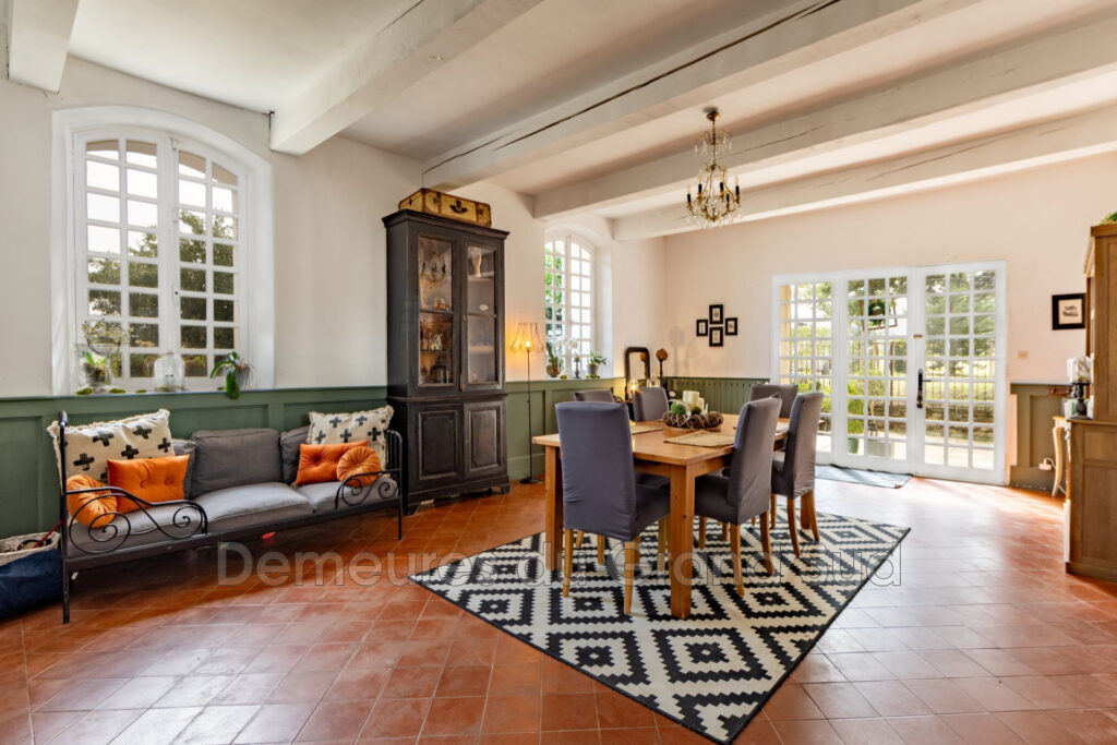 vente bastide 12 Pièce(s) – 12 pièces – 6 chambres – 4  – 345.00 m²