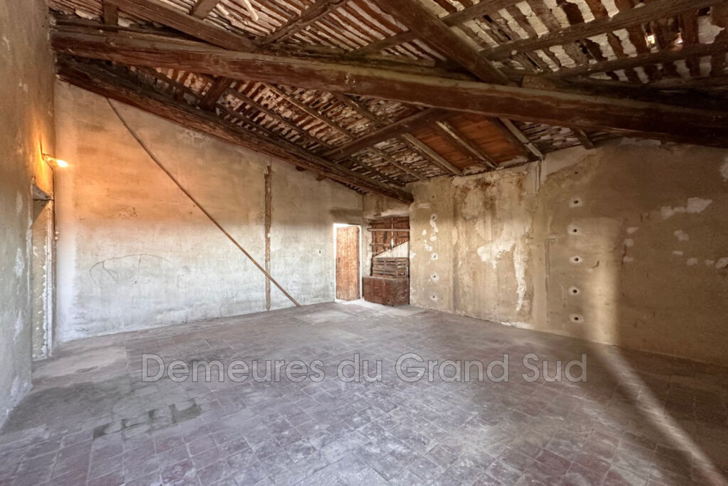 vente hôtel particulier – NR pièces – 4 chambres – 4  – 555.00 m²