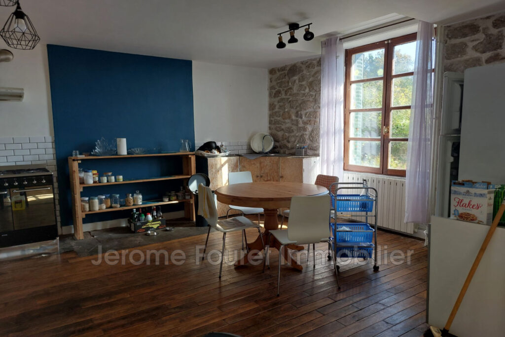 vente maison de campagne 5 Pièce(s) – 5 pièces – NR chambres – 4  – 133.66 m²