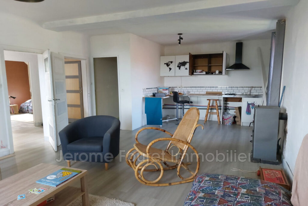vente maison de campagne 5 Pièce(s) – 5 pièces – NR chambres – 4  – 133.66 m²