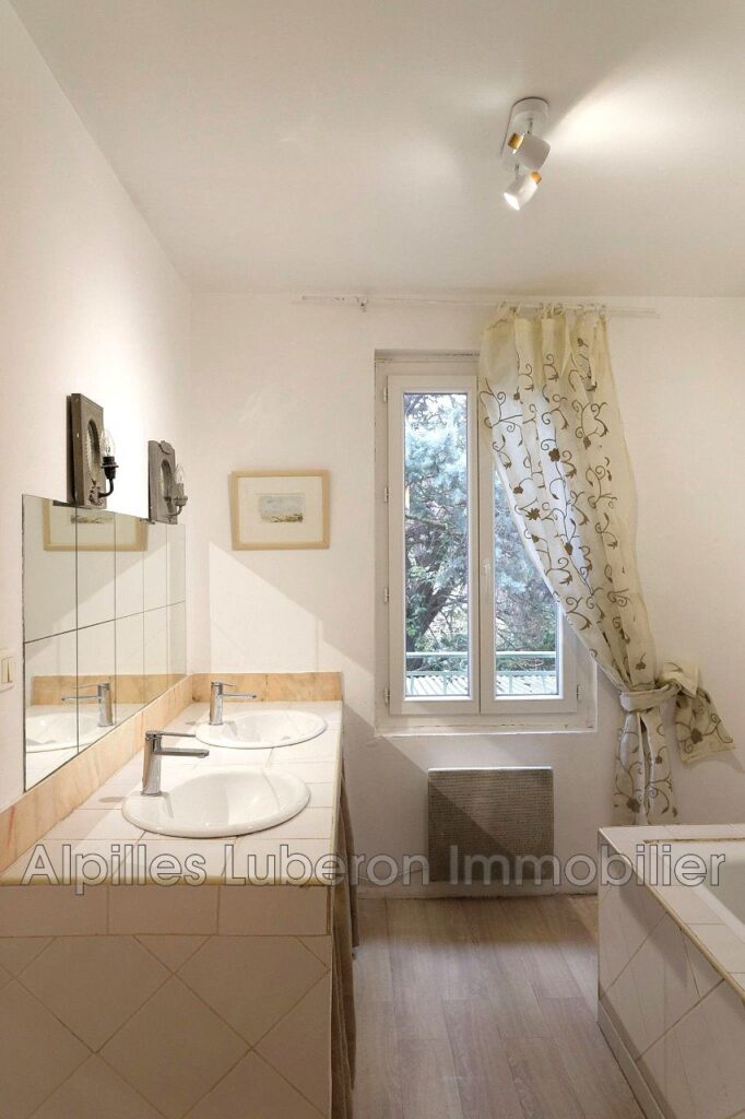 location appartement 3 Pièce(s) – 3 pièces – 1 chambre – 4  – 70.12 m²