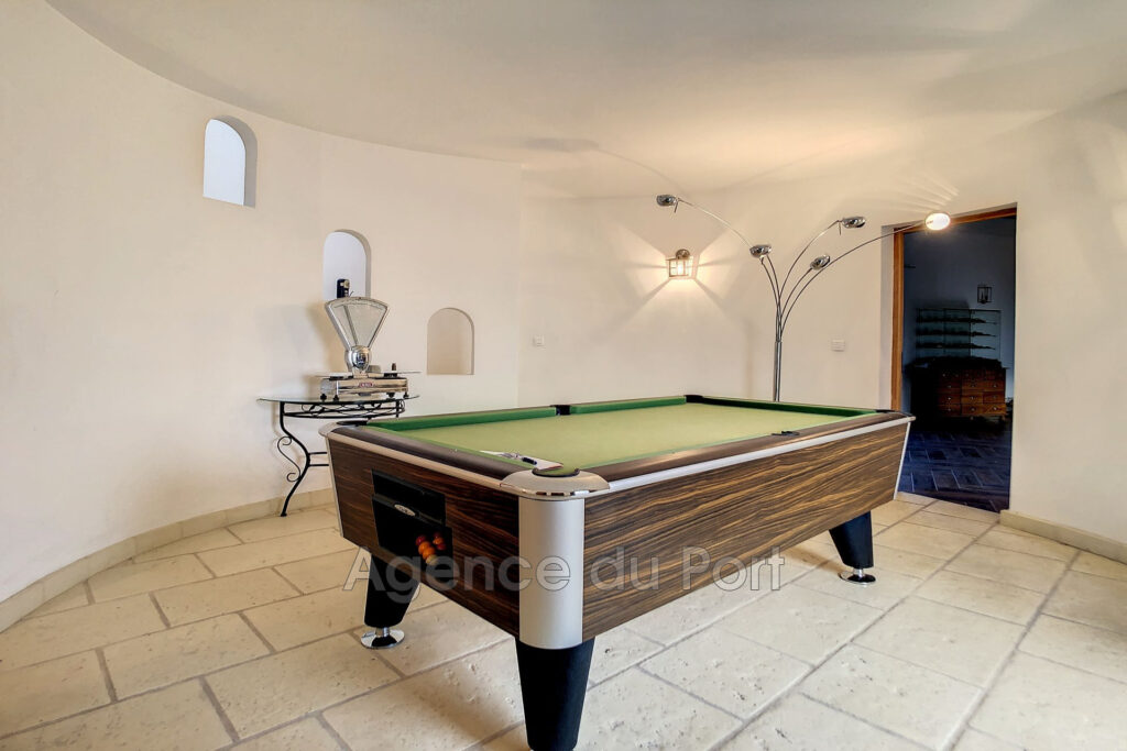 vente maison 4 Pièce(s) – 4 pièces – 3 chambres – 4  – 188.00 m²