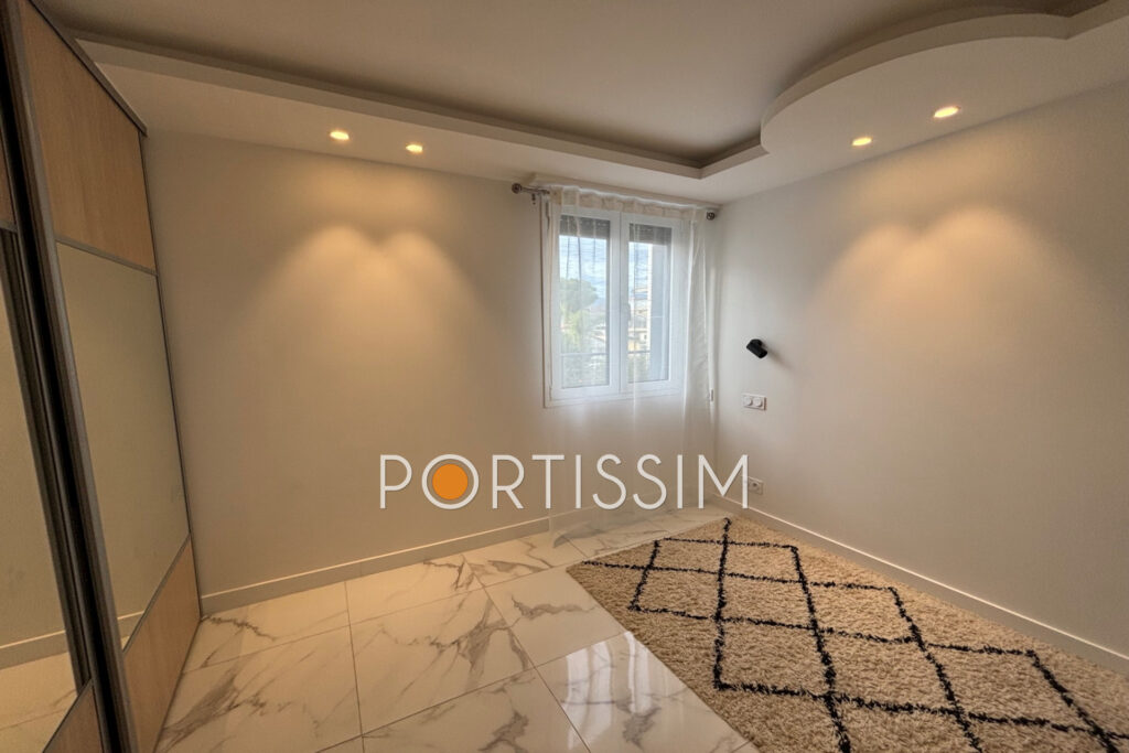 Saint-Laurent-Du-Var / proche mer / villa 4 chambres / parfait – 5 pièces – 4 chambres – 138.00 m²