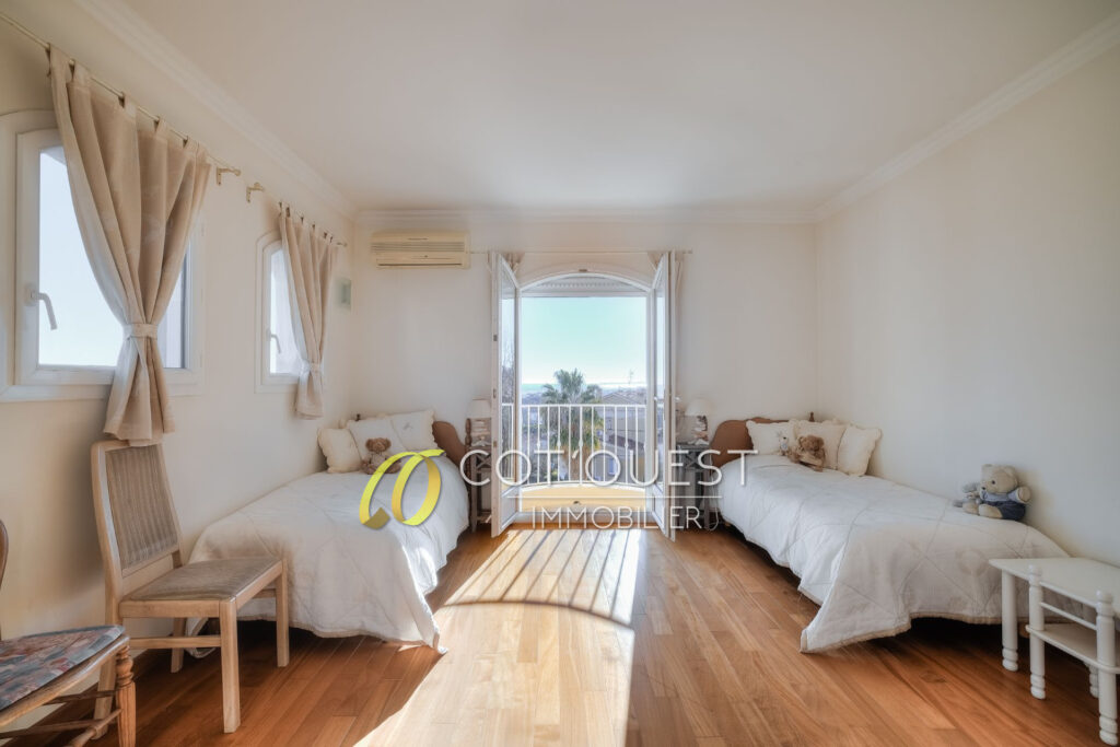 vente propriété 9 Pièce(s) – 9 pièces – 6 chambres – 400.00 m²