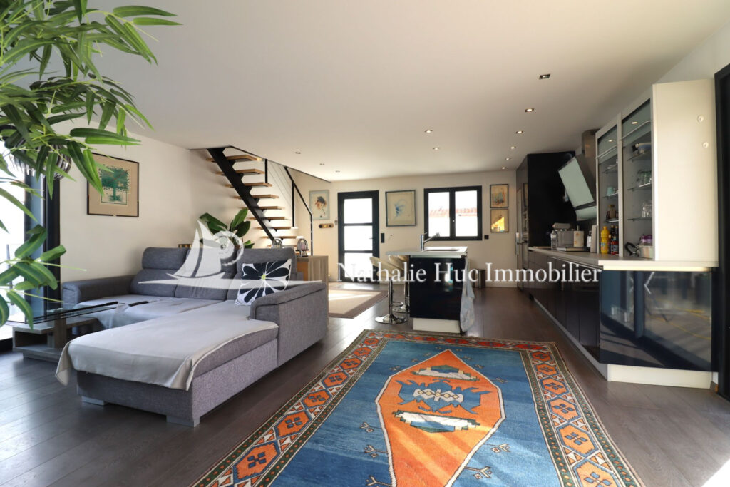 vente villa 5 Pièce(s) – 5 pièces – 3 chambres – 4  – 140.00 m²