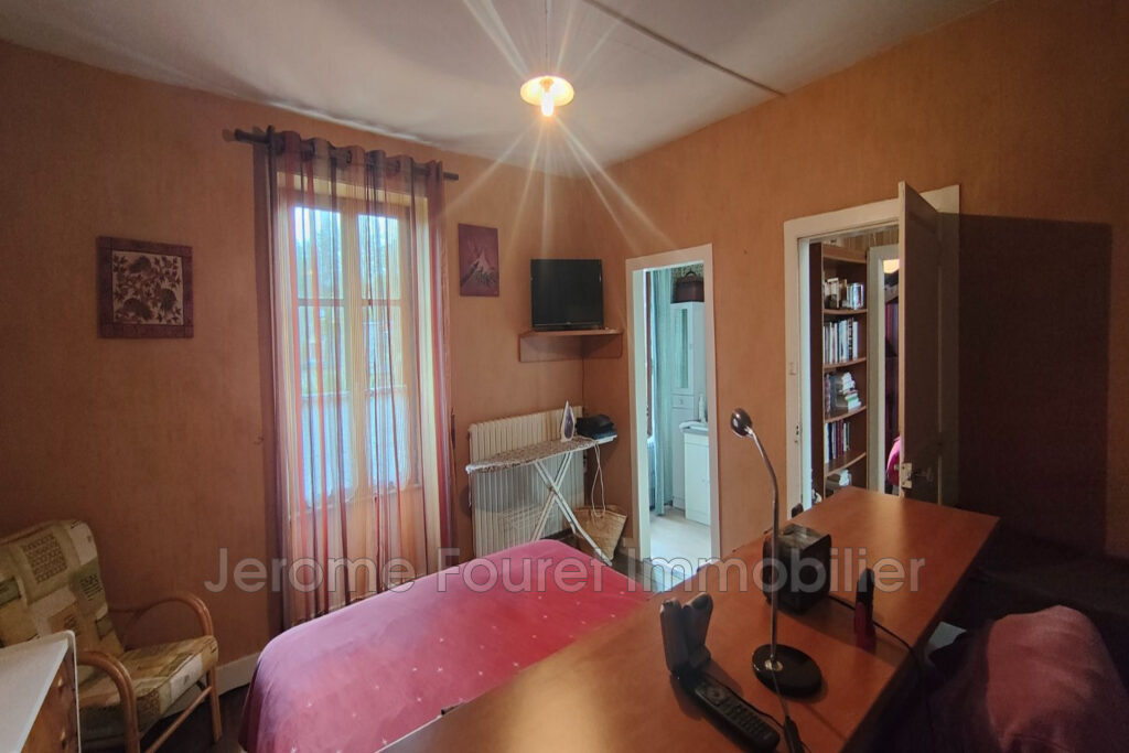 vente maison 9 Pièce(s) – 9 pièces – 5 chambres – 4  – 170.00 m²