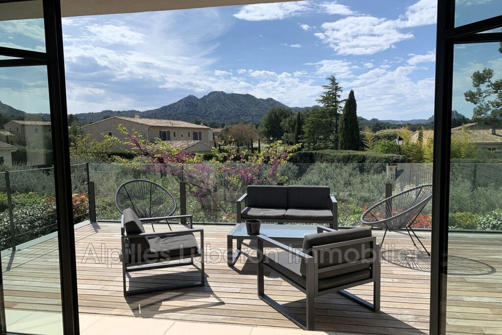 location saisonnière maison de village 6 Pièce(s) – 6 pièces – 4 chambres – 4  – 190.00 m²