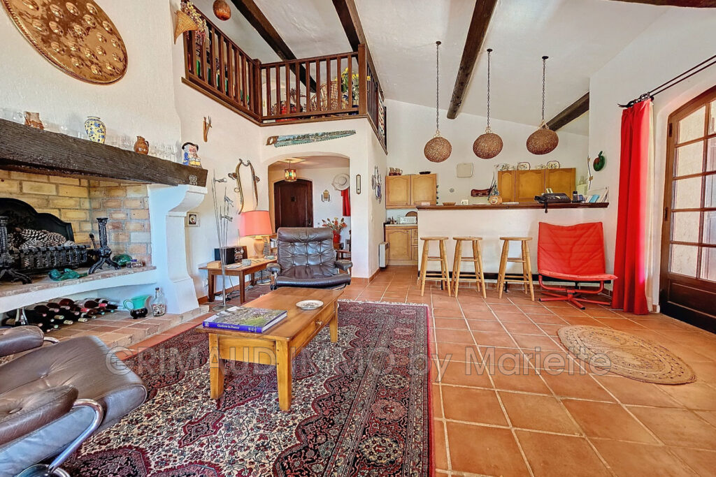 vente maison 6 Pièce(s) – 6 pièces – 4 chambres – 126.85 m²