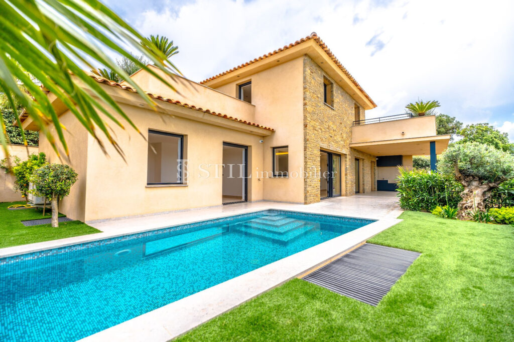 vente villa 5 Pièce(s) – 5 pièces – 4 chambres – 180.00 m²