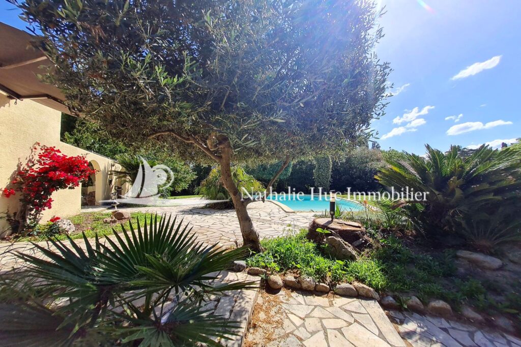 vente  – 6 pièces – 4 chambres – 4