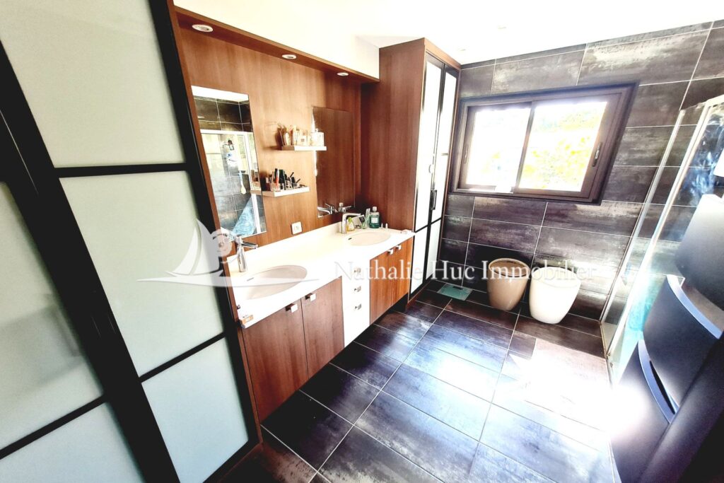 vente  – 6 pièces – 4 chambres – 4