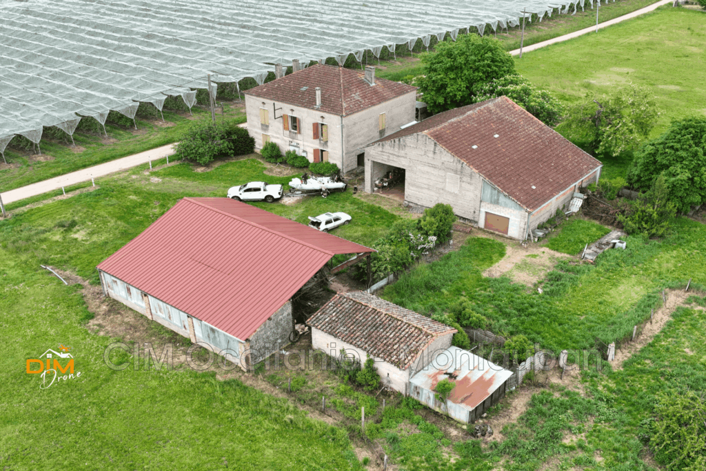 vente maison 8 Pièce(s) – 8 pièces – 5 chambres – 4  – 260.00 m²